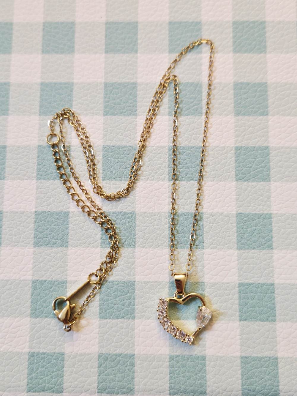 Gold Heart Pendant Necklace
